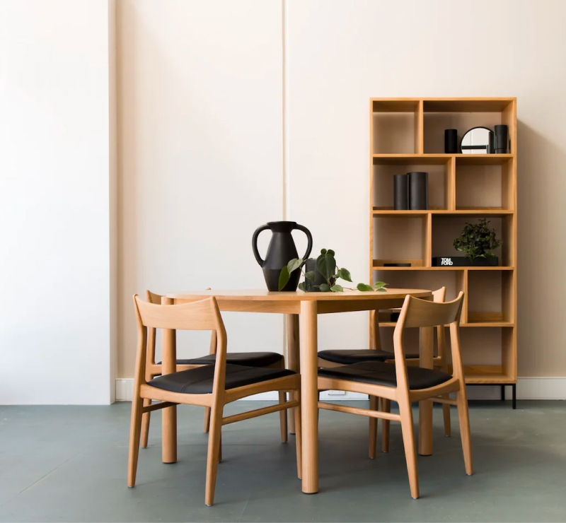 Room with teapot on table